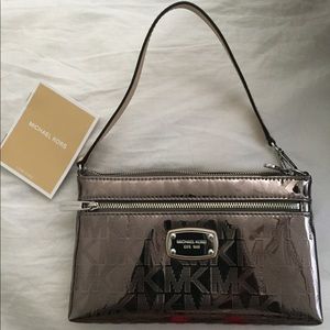 Micheal Kors patent leather wristlet